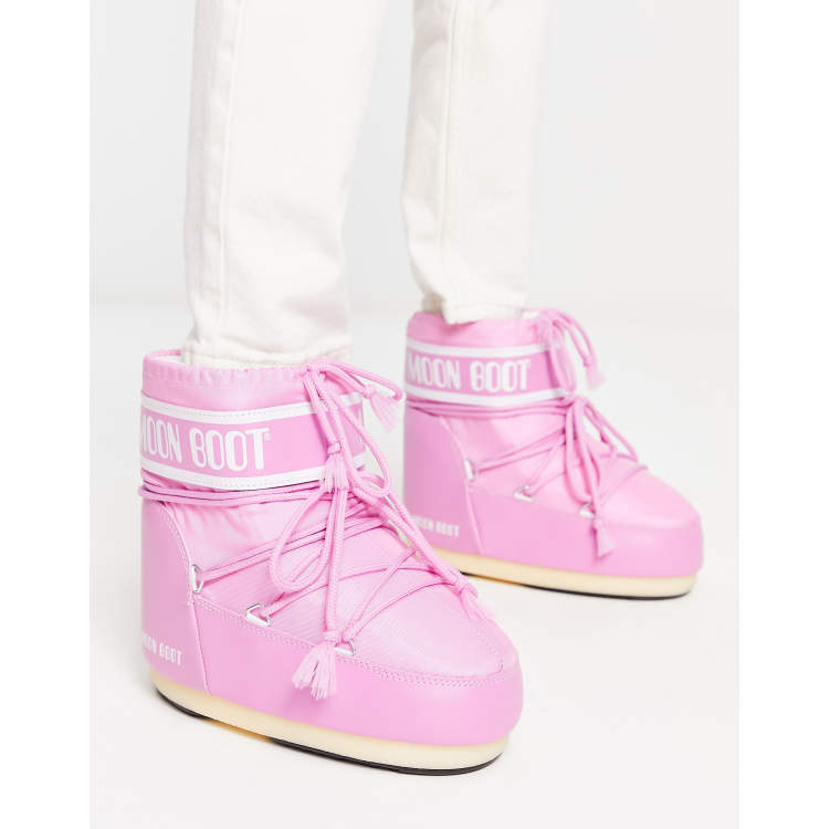 Short on sale moon boots