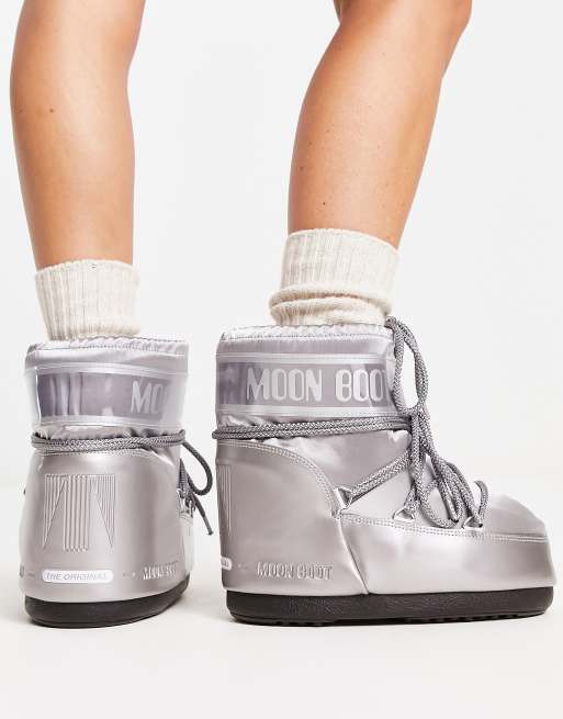 【Moon Boot】 (W) Icon Low Nylon Boots Silver Satin ICON LOW GLANCE SILVER SATIN BOOTS | Moon Boot®