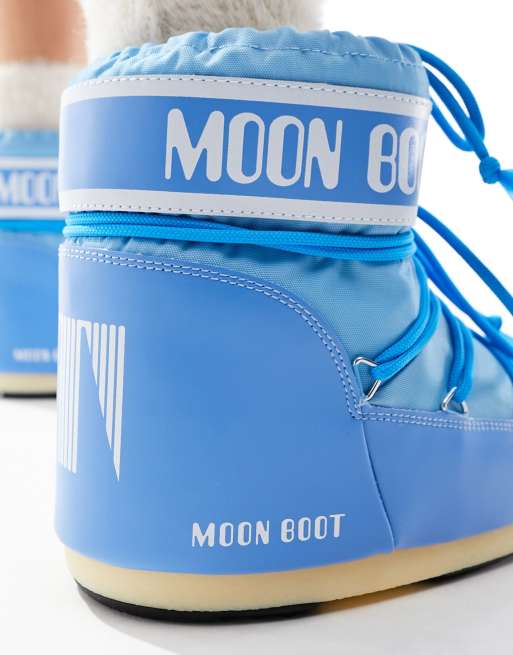 Light blue winter outlet boots