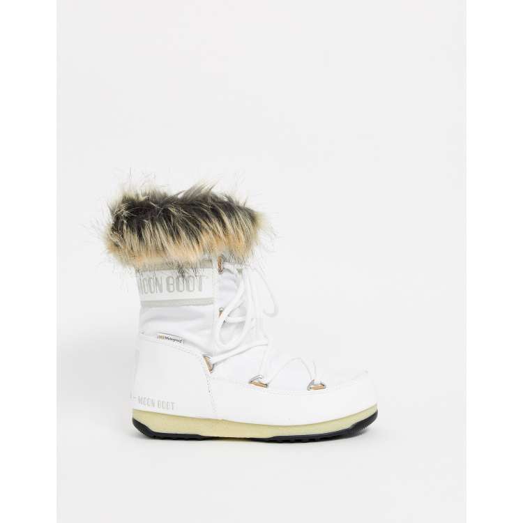 Moon Boot Monaco faux fur cuff snowboots in white ASOS