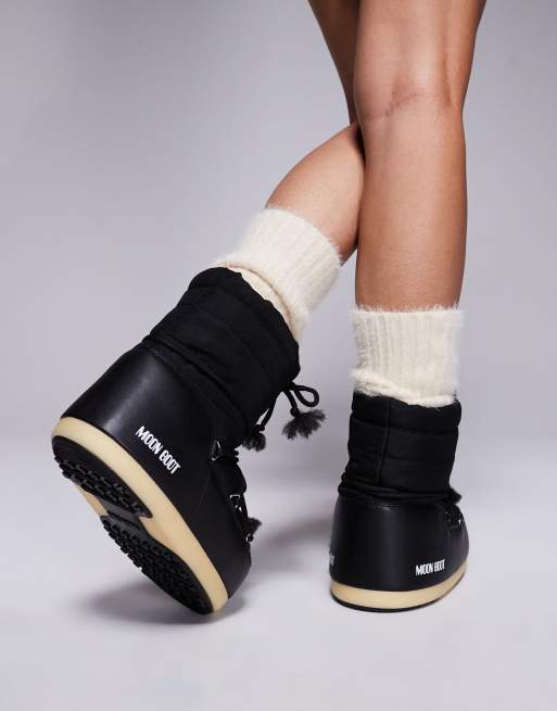 ★Moon Boot★ ブラック EVX ブーツ Moonboot EVX pumps in black | ASOS