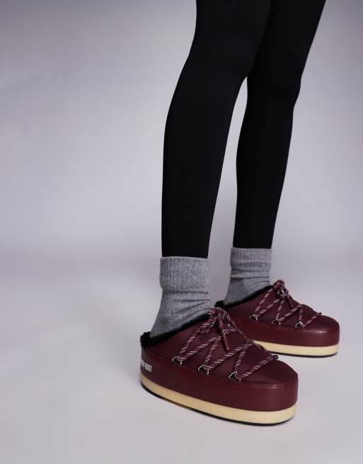 Moonboot EVX mule in burgundy, 2 of 4