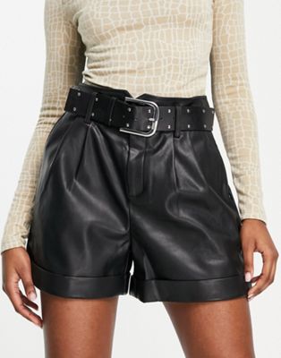 Morgan belted leather look shorts in black