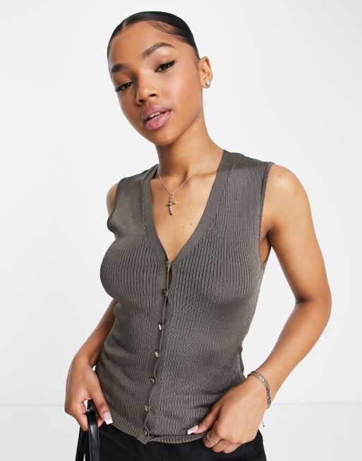 Morgan knitted button through top in olive, 3 of 4
