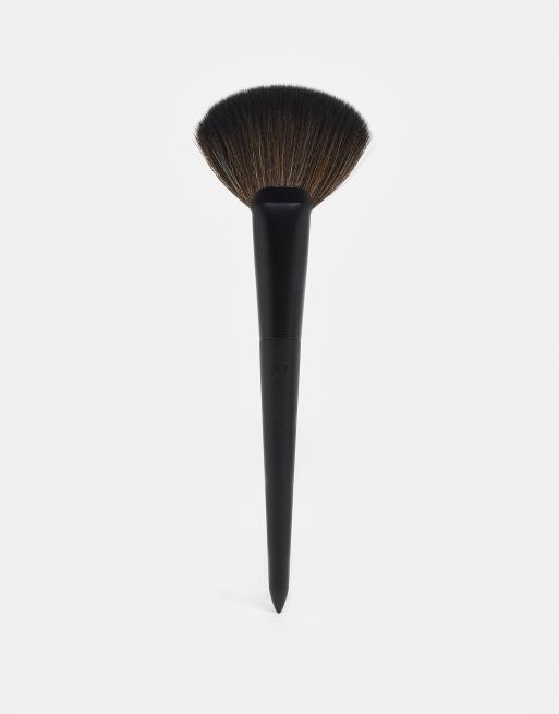 Morphe V112 Fluffy Fan Powder Brush ASOS
