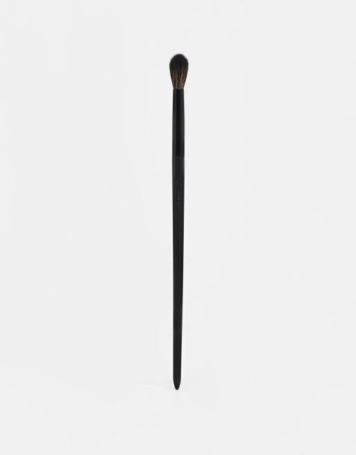 Morphe V204 Soft Pointed Eyeshadow Brush ASOS