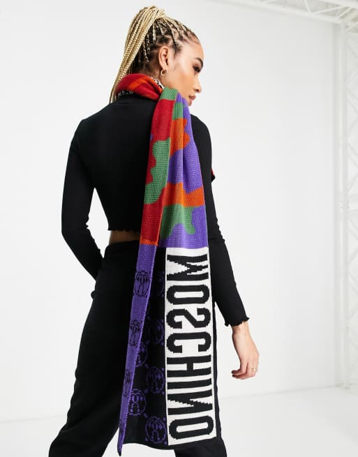 Moschino love and discount peace knit scarf