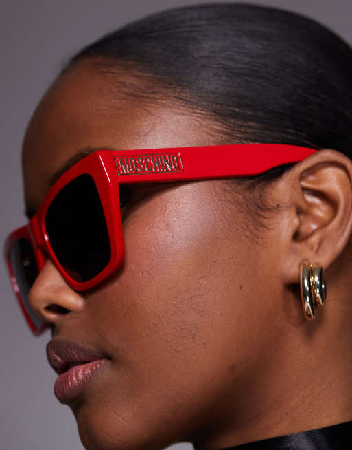Moschino - Vierkante zonnebril in rood, 3 van 3