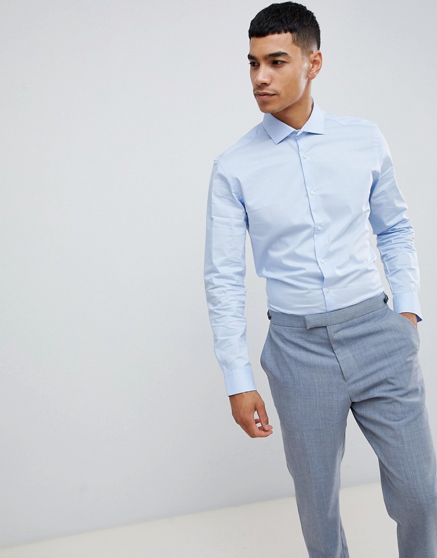 Moss London – Blå skjorta i skinnymodell med stretch och lång ärm