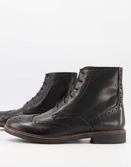 round heel shoes
