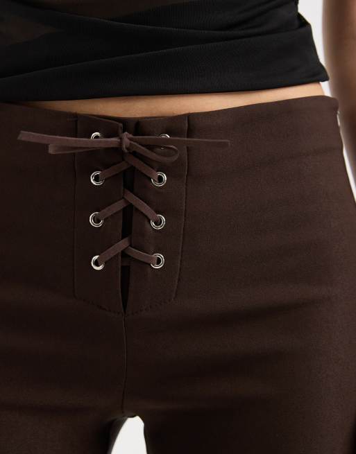 Motel Aelva capri lace up trousers in black, 4 of 5