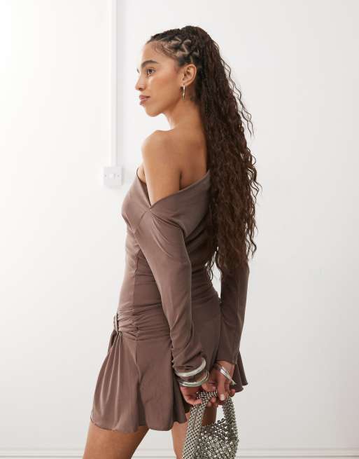 motel off shoulder dress Motel Reeta off-shoulder Mini Dress in Khaki shimmer-Green