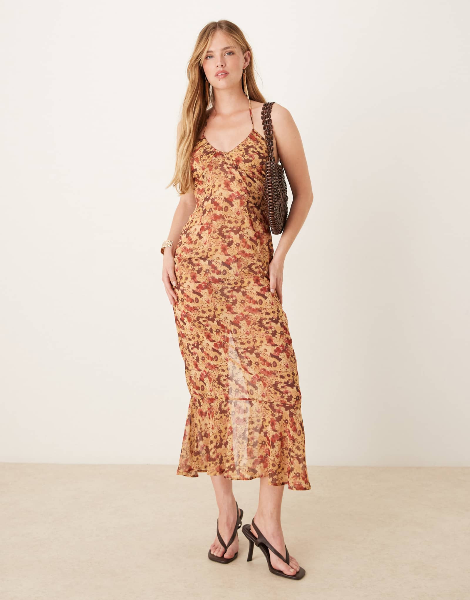 Платье Motel Alette midaxi на бретелях с цветочным принтом цвета ржавчины