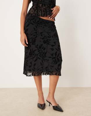 Motel Atira Low Rise Midi Skirt In Black
