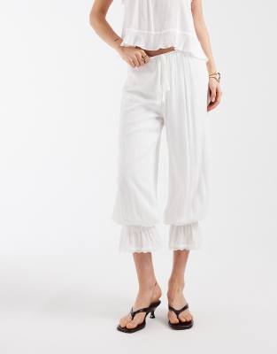 Motel Basma Bloomer Pants In White