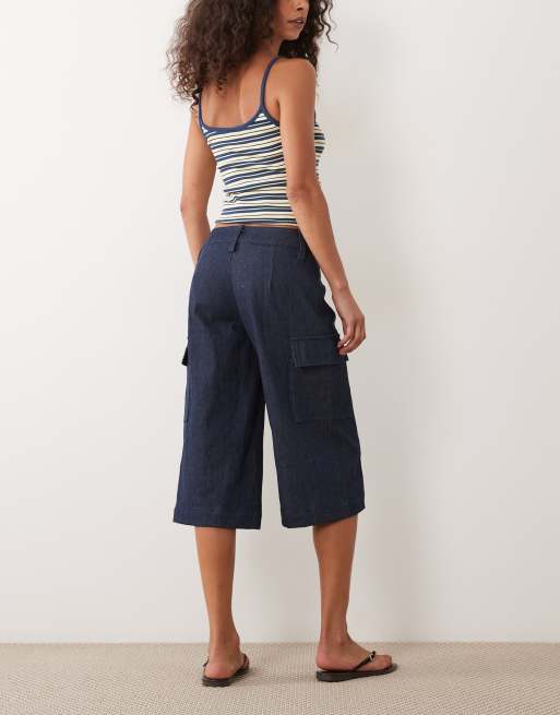 Motel Bensen cargo capri trousers in blue, 3 of 5