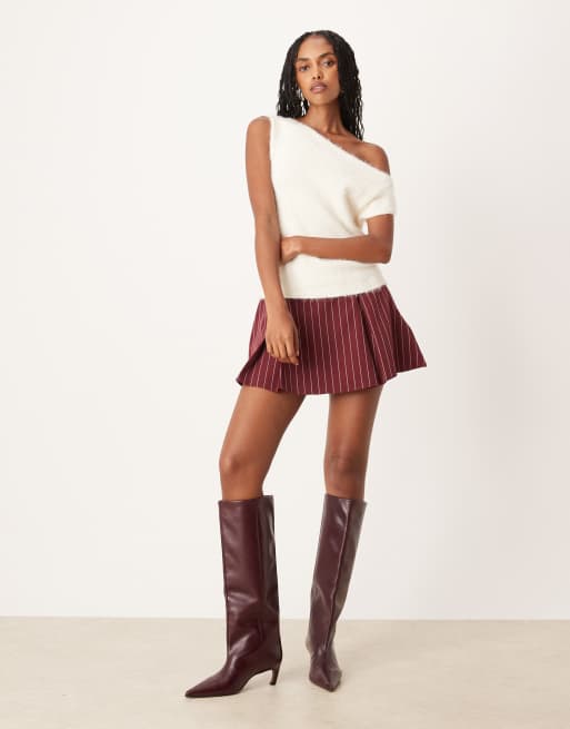 Motel Calyce off shoulder fuzzy knit short knit top in cream | ASOS