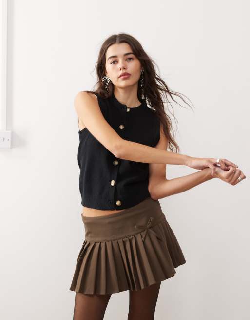 Motel Camira button through knitted singlet in black