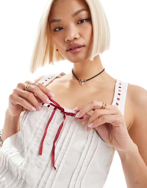Motel – Camisole-Bluse in Weiß mit Schleifendetail, 3 von 4