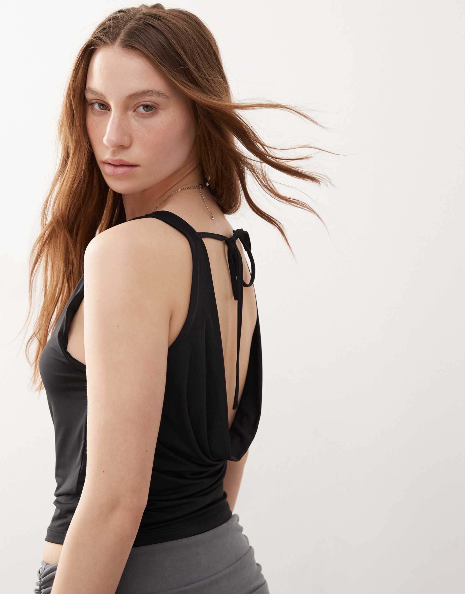 motel chuya cowl back top in black