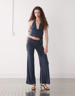 Motel - Co-ord set van gladde stof met overslag - view 1