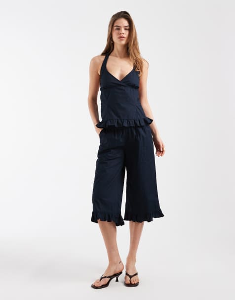 Motel co-ord Tenison ruffle edged capri trousers in dark navy