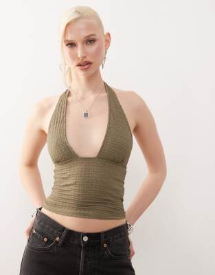 Motel - Cosimo - Strukturiertes Neckholder-Oberteil in Khaki-Grün
