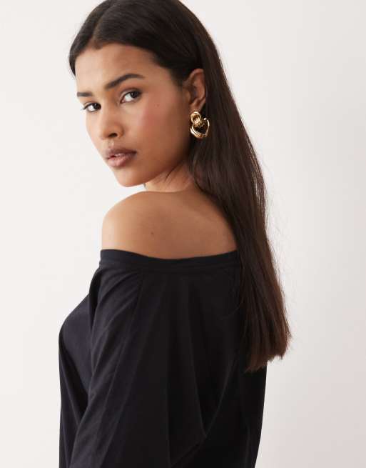 Motel – Daman – Basic – Svart topp i jersey med bar axel, 3 av 4