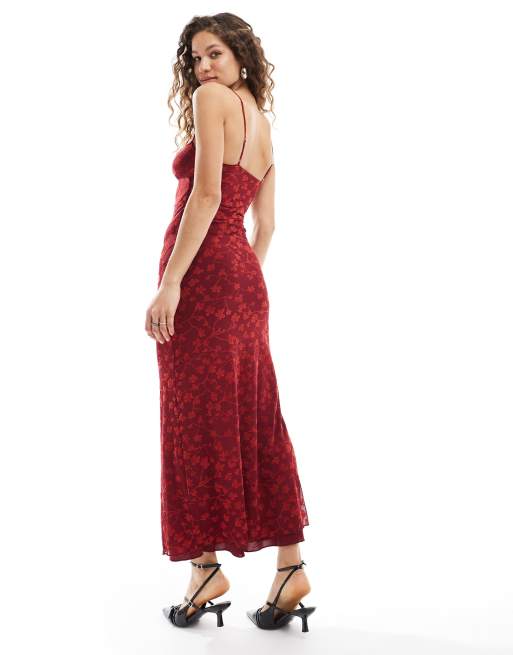 Motel Darsih flocked floral cami maxi dress in red, 3 of 4