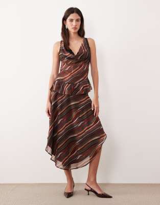Motel Diona Ruffle Midaxi Skirt In Brown