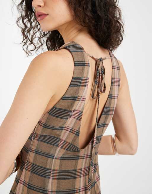 Motel Elska chiffon short sleeve midaxi dress in blurry brown pink check, 3 of 4