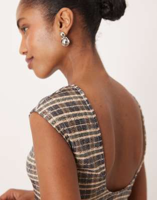 Motel Erica Cap Sleeve Top In Metallic