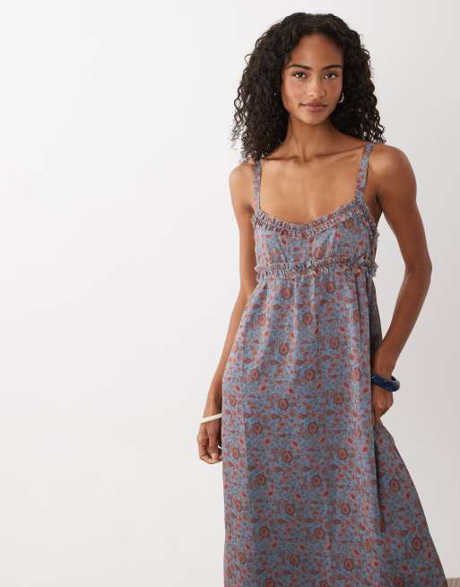 Motel Evania chiffon midaxi dress in blossom blue, 3 of 4