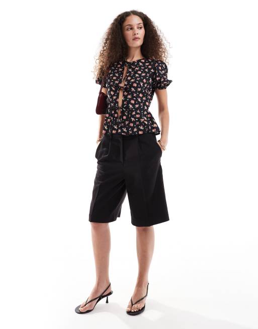 Motel Exclusive ajasi rose print tie detail blouse in black, 2 of 4