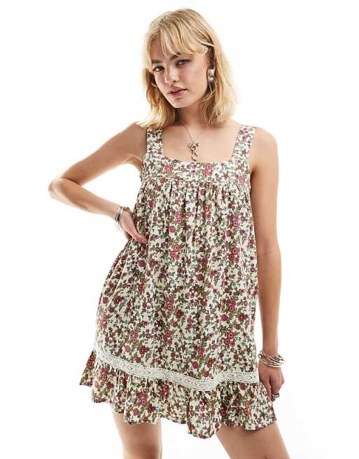 Karina Smock Waist Floral Dress Karina Smock Waist Floral Dress