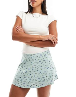 Exclusive luiso tiered floral print mini skirt in pale blue