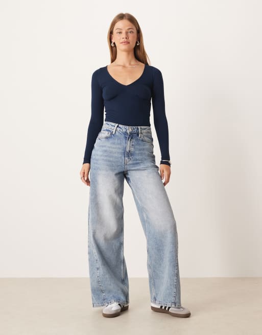Motel Faye v neck long sleeve top in navy, 4 of 4