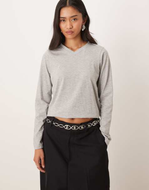 Motel Feman long sleeve v neck casual top in gray heather - view 1