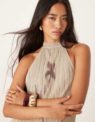 Motel Halter Neck Brienne Flower Print Top In Neutral
