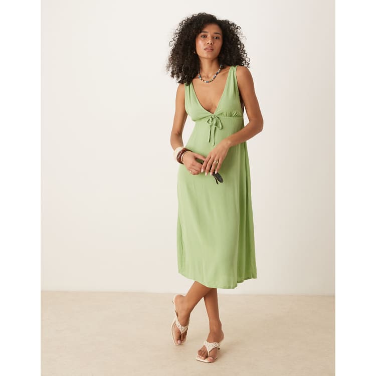 Motel Havisla tie front midaxi dress in sage green | ASOS