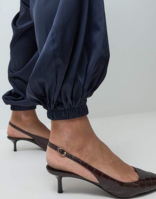 Motel hestama satin baloon trouser in navy, 3 of 5