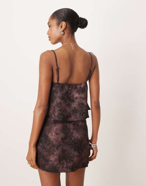 Motel iniya low rise mini skirt in jacquard floral purple co-ord, 5 of 5