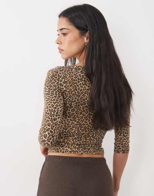 Motel ione 3/4 sleeve top in leopard print, 3 of 4