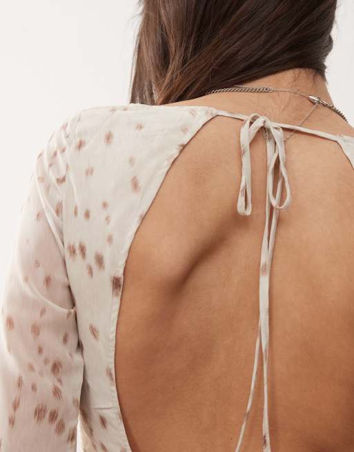 Motel Jadie bambi print scoop back maxi dress in ivory, 2 of 4