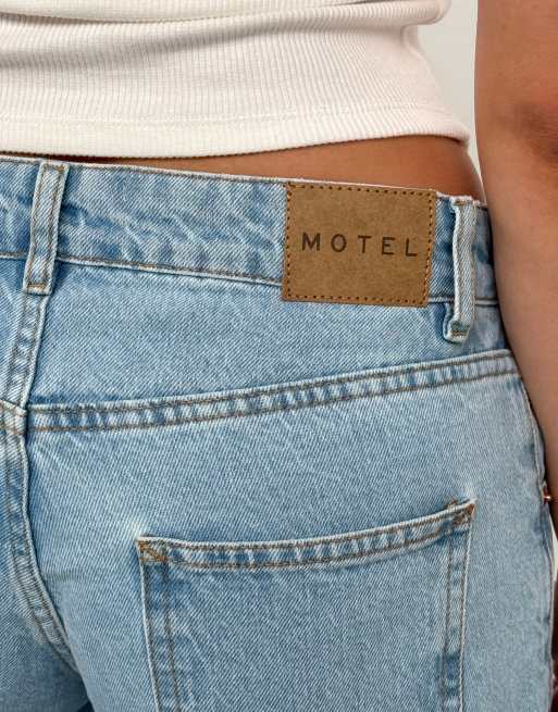 Motel – Jasnoniebieskie jeansy z niskim stanem i prostymi nogawkami, 4 z 4
