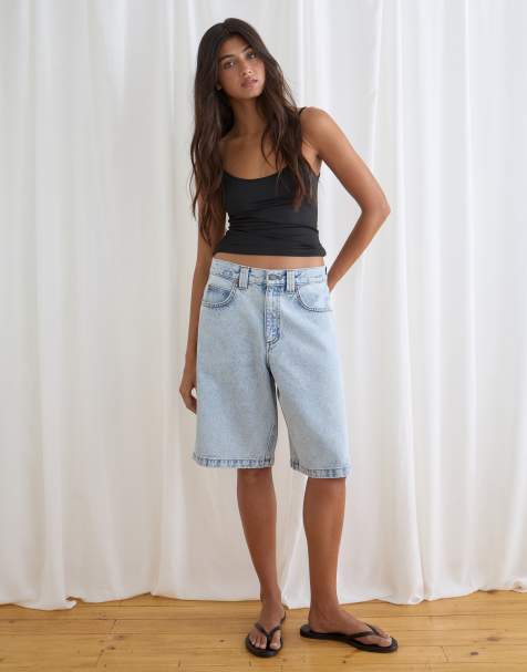 Motel – Jeans-Jorts in verwaschenem Hellblau mit niedrigem Bund - view 1