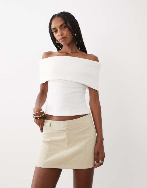 Motel Julis buckle waist twill mini skirt in beige, 5 of 5