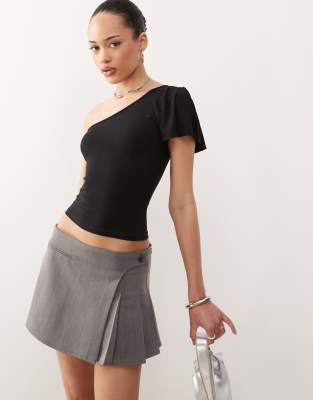 kaffa one shoulder slinky top in black