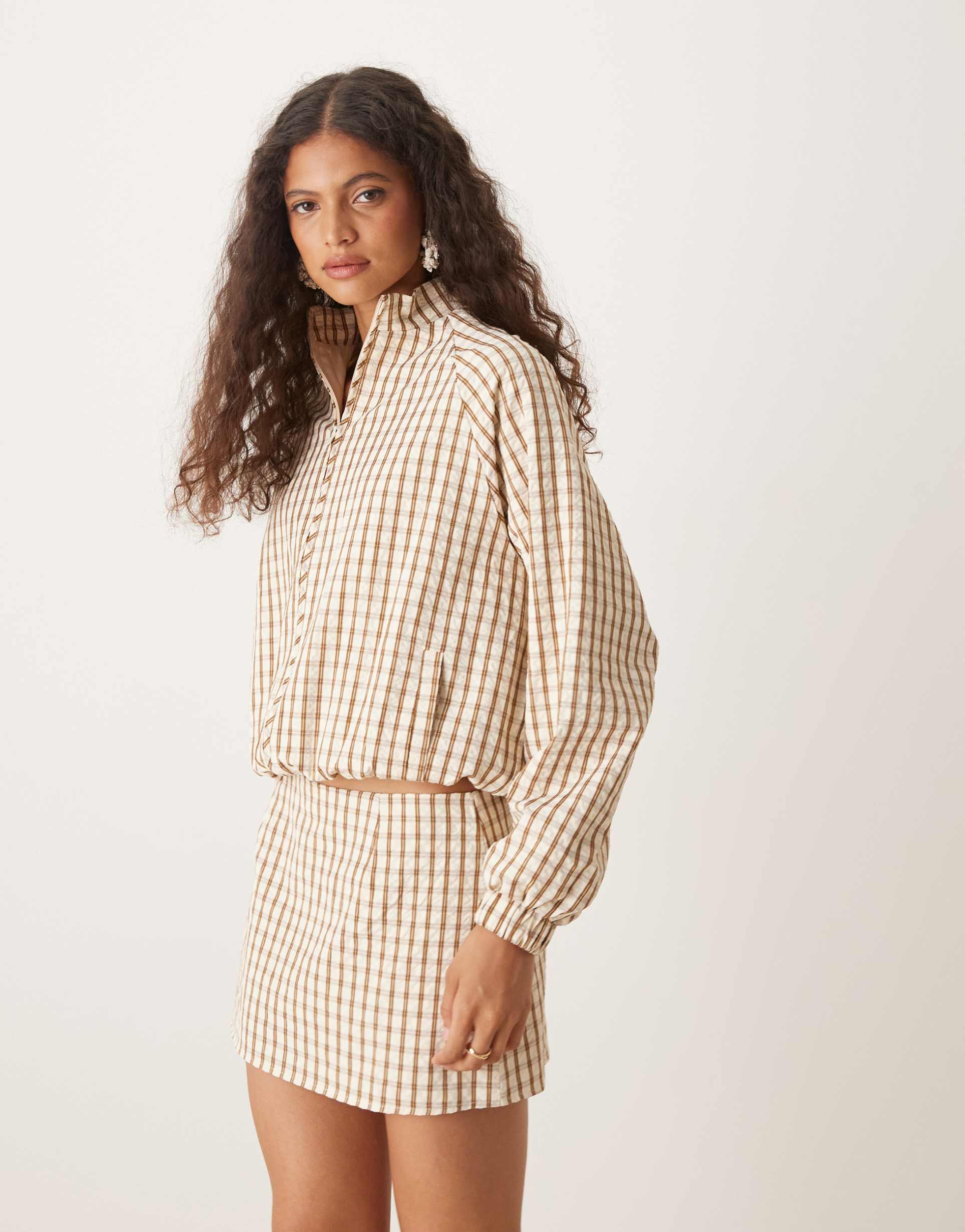 motel kalle plaid bomber jacket in brown