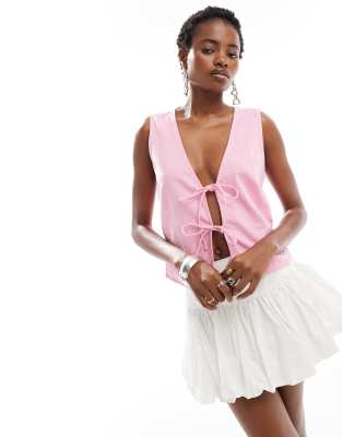 Shop Motel kayve tie front vest top Online – Trendy & Affordable Fashion
